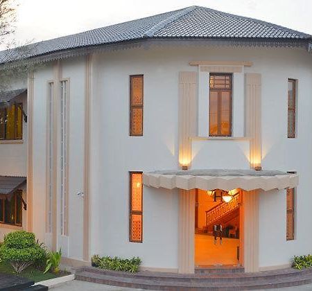 Hotel Amazing Mandalay Exterior foto